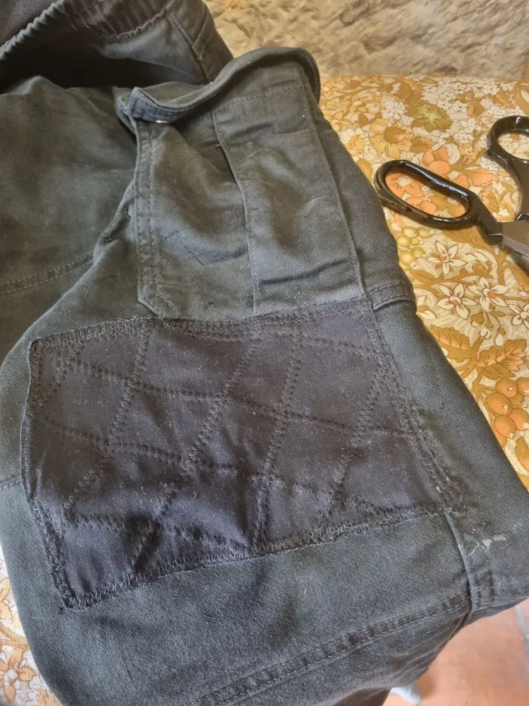 Retouche pantalon à Lisle